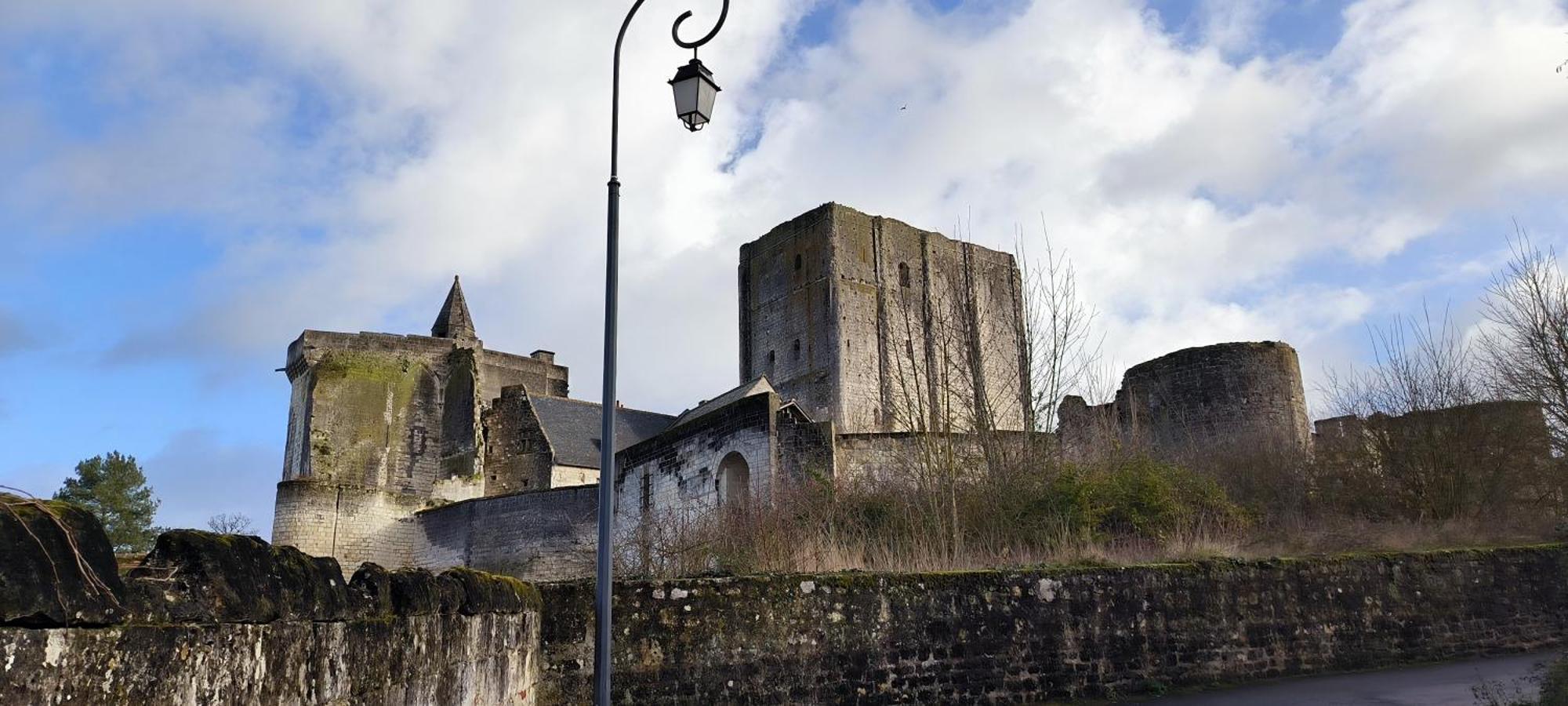 Le Studio De La Pouletterie Loches Exterior photo